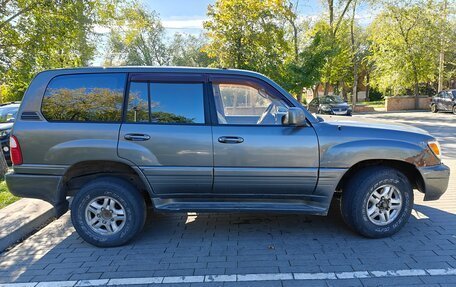 Lexus LX II, 1998 год, 900 000 рублей, 3 фотография