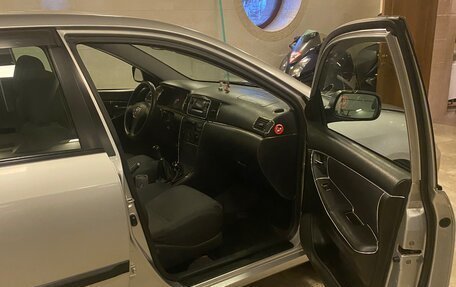 Toyota Corolla, 2003 год, 510 000 рублей, 10 фотография