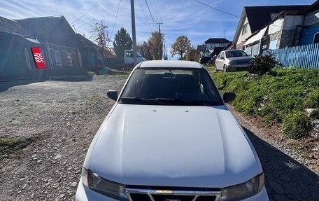 Daewoo Nexia I рестайлинг, 2003 год, 120 000 рублей, 1 фотография