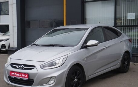 Hyundai Solaris II рестайлинг, 2013 год, 720 000 рублей, 1 фотография