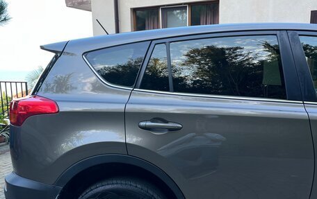 Toyota RAV4, 2014 год, 1 990 000 рублей, 5 фотография