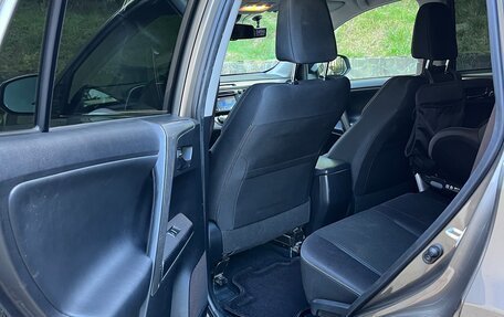 Toyota RAV4, 2014 год, 1 990 000 рублей, 19 фотография