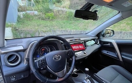 Toyota RAV4, 2014 год, 1 990 000 рублей, 15 фотография