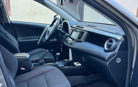 Toyota RAV4, 2014 год, 1 990 000 рублей, 22 фотография