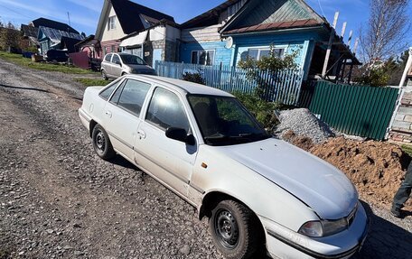 Daewoo Nexia I рестайлинг, 2003 год, 120 000 рублей, 2 фотография