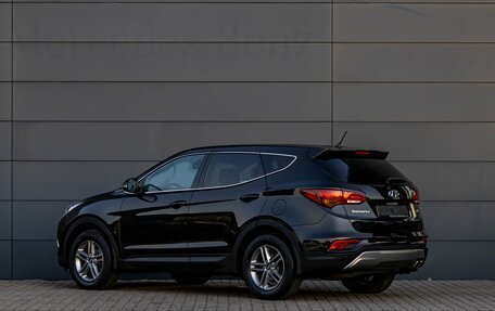 Hyundai Santa Fe III рестайлинг, 2016 год, 2 095 000 рублей, 4 фотография