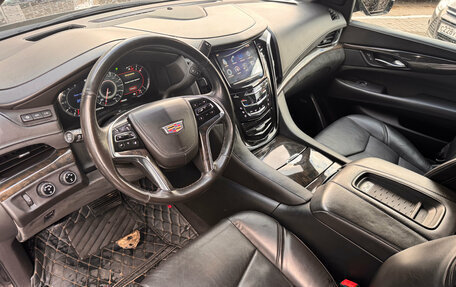Cadillac Escalade IV, 2016 год, 3 499 000 рублей, 7 фотография