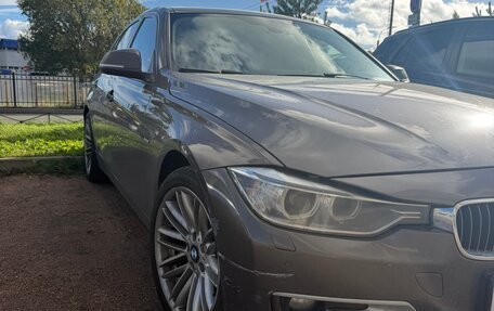 BMW 3 серия, 2013 год, 1 600 000 рублей, 3 фотография