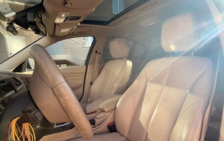 BMW 3 серия, 2013 год, 1 600 000 рублей, 14 фотография