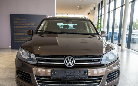 Volkswagen Touareg III, 2013 год, 2 950 000 рублей, 2 фотография