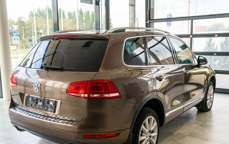 Volkswagen Touareg III, 2013 год, 2 950 000 рублей, 6 фотография