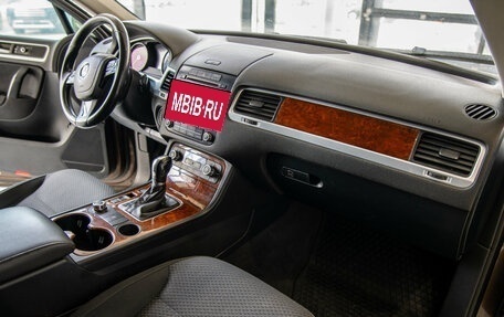 Volkswagen Touareg III, 2013 год, 2 950 000 рублей, 15 фотография