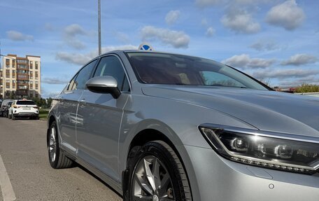 Volkswagen Passat B8 рестайлинг, 2016 год, 2 000 000 рублей, 2 фотография