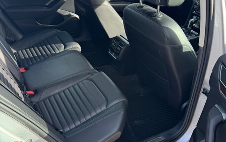 Volkswagen Passat B8 рестайлинг, 2016 год, 2 000 000 рублей, 11 фотография