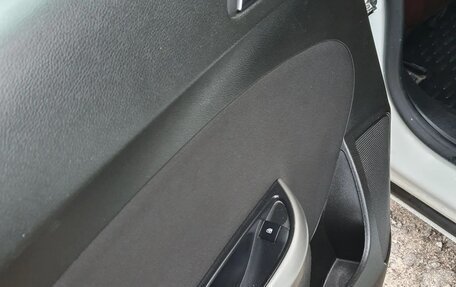 Opel Astra J, 2011 год, 550 000 рублей, 13 фотография