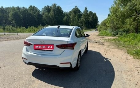 Hyundai Solaris II рестайлинг, 2017 год, 965 000 рублей, 4 фотография