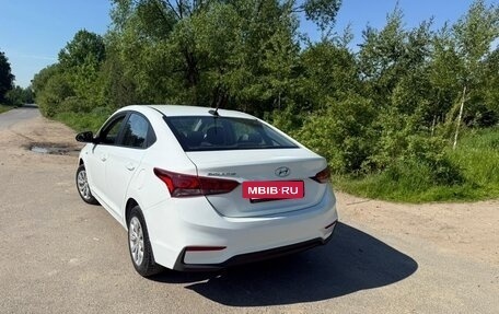 Hyundai Solaris II рестайлинг, 2017 год, 965 000 рублей, 3 фотография