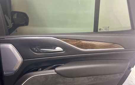 Cadillac Escalade V, 2023 год, 14 500 000 рублей, 28 фотография