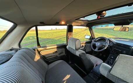 BMW 3 серия, 1991 год, 1 050 000 рублей, 12 фотография