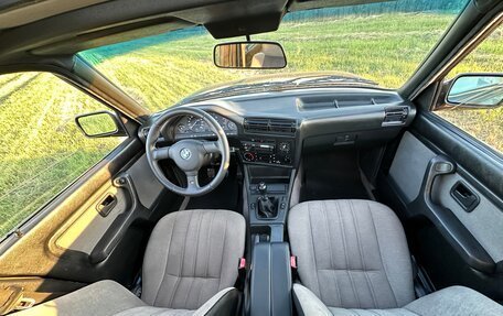 BMW 3 серия, 1991 год, 1 050 000 рублей, 13 фотография