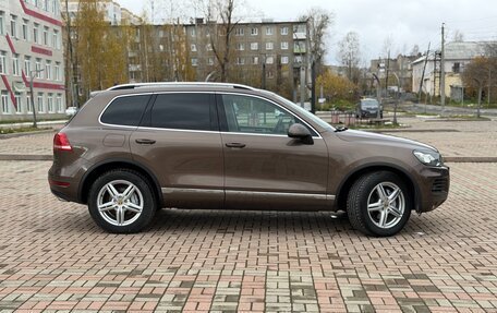 Volkswagen Touareg III, 2011 год, 1 570 000 рублей, 4 фотография