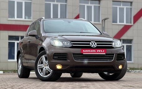 Volkswagen Touareg III, 2011 год, 1 570 000 рублей, 3 фотография