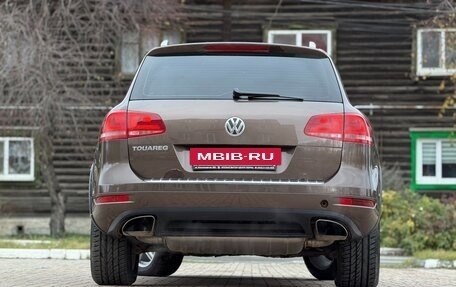 Volkswagen Touareg III, 2011 год, 1 570 000 рублей, 6 фотография
