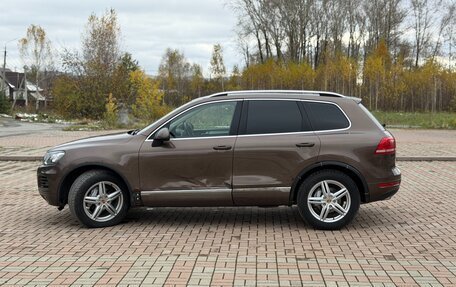 Volkswagen Touareg III, 2011 год, 1 570 000 рублей, 8 фотография