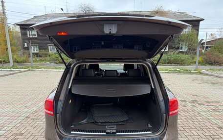 Volkswagen Touareg III, 2011 год, 1 570 000 рублей, 15 фотография