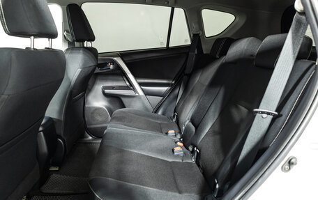Toyota RAV4, 2018 год, 1 949 700 рублей, 10 фотография