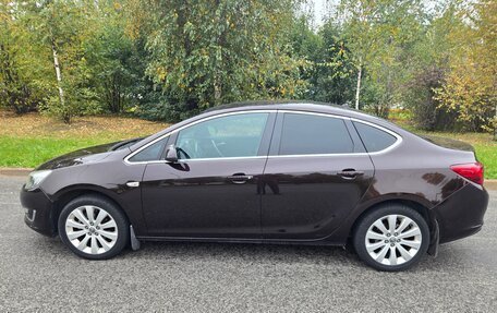 Opel Astra J, 2014 год, 780 000 рублей, 4 фотография