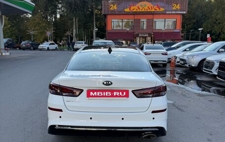 KIA Optima IV, 2019 год, 1 300 000 рублей, 3 фотография