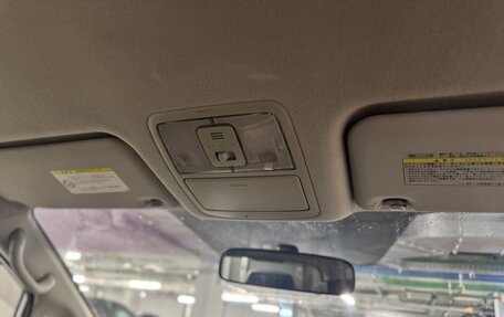 Toyota Noah III, 2010 год, 990 000 рублей, 14 фотография