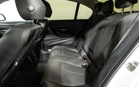 BMW 3 серия, 2017 год, 2 399 777 рублей, 10 фотография