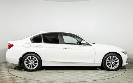 BMW 3 серия, 2017 год, 2 399 777 рублей, 4 фотография