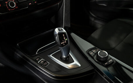 BMW 3 серия, 2017 год, 2 399 777 рублей, 20 фотография