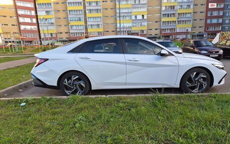 Hyundai Elantra, 2023 год, 2 099 000 рублей, 2 фотография