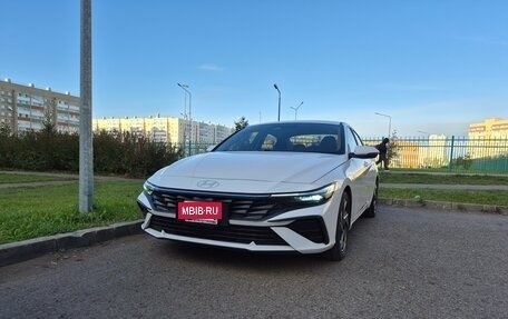 Hyundai Elantra, 2023 год, 2 099 000 рублей, 3 фотография