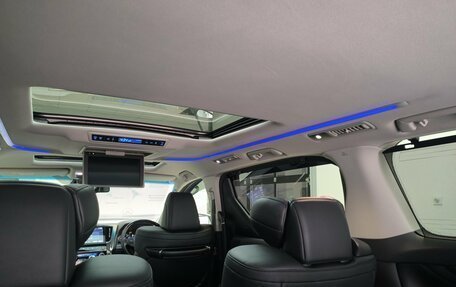 Toyota Vellfire II, 2019 год, 4 750 000 рублей, 12 фотография