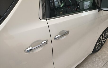 Toyota Vellfire II, 2019 год, 4 750 000 рублей, 20 фотография