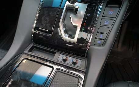 Toyota Vellfire II, 2019 год, 4 750 000 рублей, 33 фотография