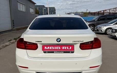 BMW 3 серия, 2013 год, 2 200 000 рублей, 3 фотография