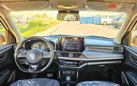 Suzuki Swift, 2025 год, 2 090 000 рублей, 10 фотография