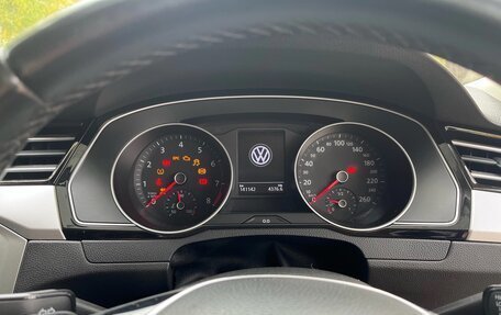 Volkswagen Passat B8 рестайлинг, 2015 год, 1 300 000 рублей, 3 фотография