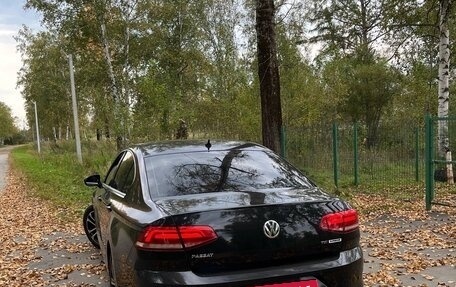 Volkswagen Passat B8 рестайлинг, 2015 год, 1 300 000 рублей, 2 фотография