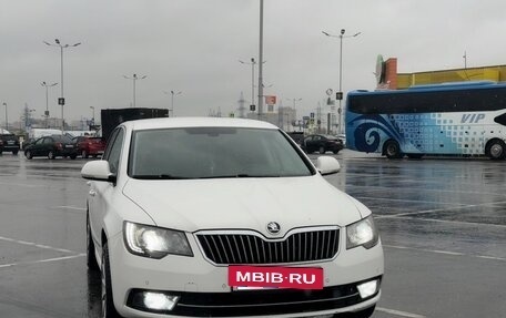 Skoda Superb III рестайлинг, 2013 год, 1 500 000 рублей, 2 фотография