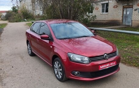 Volkswagen Polo VI (EU Market), 2012 год, 800 000 рублей, 1 фотография