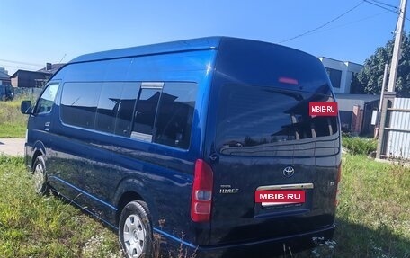 Toyota HiAce H200, 2011 год, 3 650 000 рублей, 8 фотография
