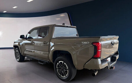 Toyota Tacoma, 2025 год, 5 850 404 рублей, 6 фотография