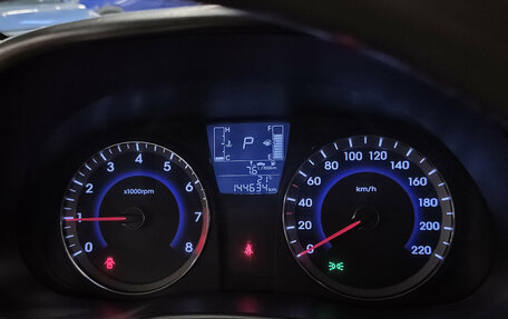 Hyundai Solaris II рестайлинг, 2014 год, 865 000 рублей, 7 фотография